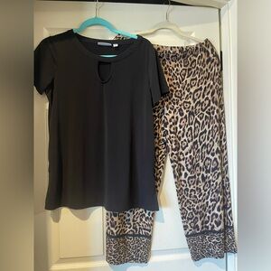 Susan Graver Capri pants set